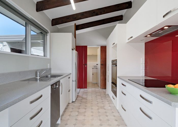  at 33 Cumberland Crescent, Welcome Bay, Tauranga, Bay Of Plenty