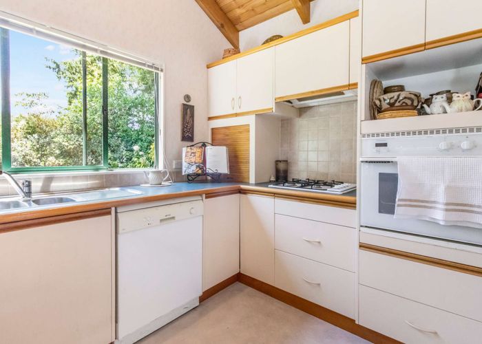  at 25 Howden Road, Fairfield, Hamilton