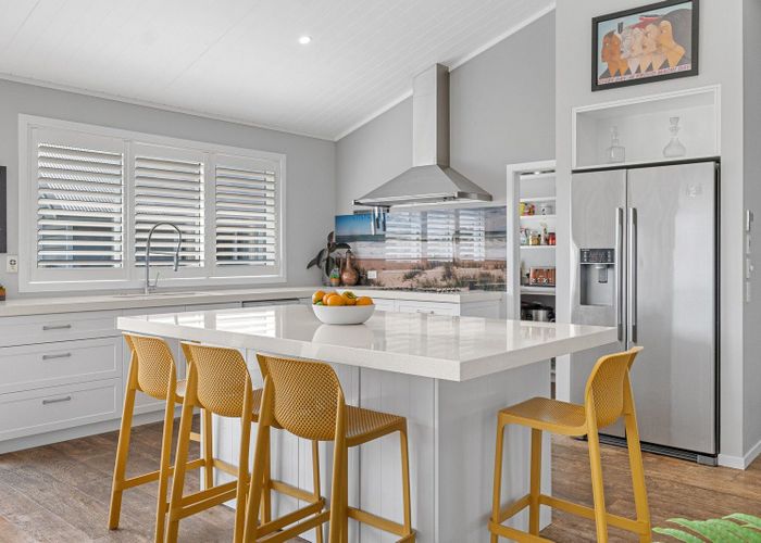  at 35 Twin Oak Avenue, Papamoa Beach, Papamoa