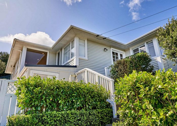  at 9 Mana View Road, Paremata, Porirua, Wellington
