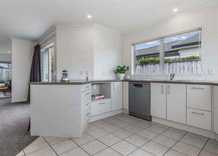  at 36 Kahurangi Heights, Aotea, Porirua, Wellington