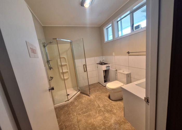  at 4h/119 Kolmar Rd, Papatoetoe, Manukau City, Auckland