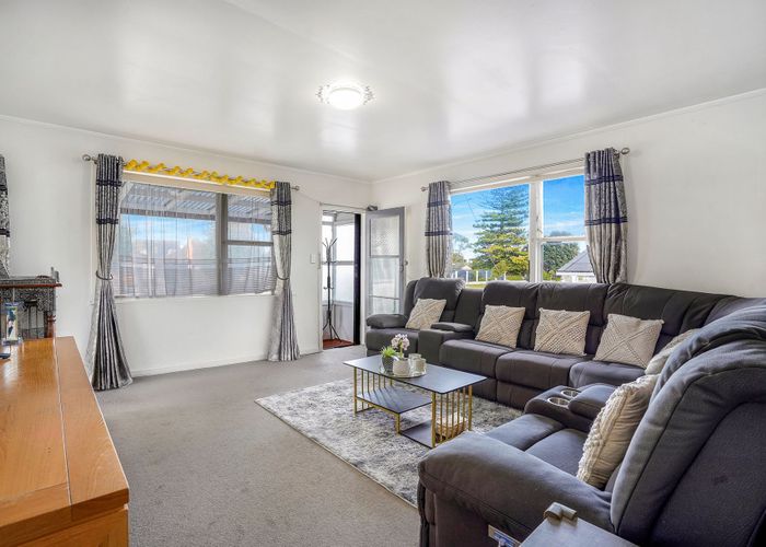  at 1/17 Browns Road, Manurewa, Manukau City, Auckland