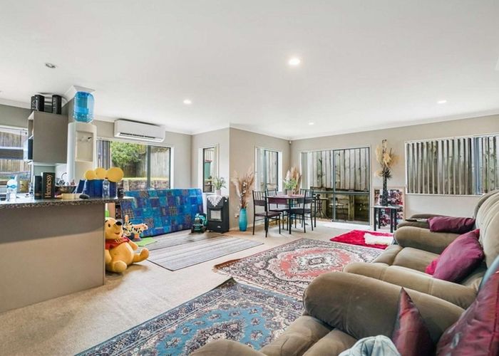  at 12 Mediterranean Way, Goodwood Heights, Manukau City, Auckland