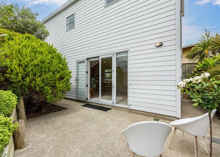  at 2A Hillary Street, Tawa, Wellington, Wellington