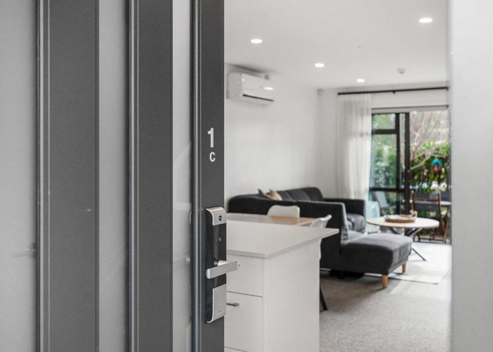  at 1C Shamrock Lane, Te Atatu Peninsula, Waitakere City, Auckland