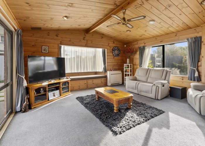  at 118 Highsted Road, Casebrook, Christchurch