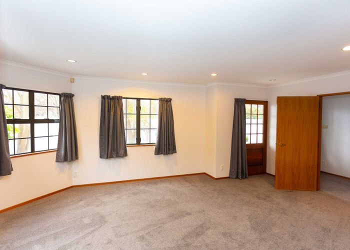  at 1/127 Clyde Road, Ilam, Christchurch