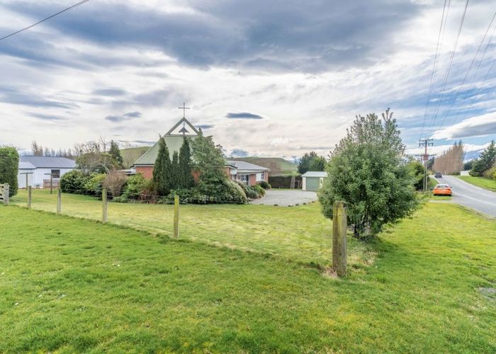 at 1476 Limehills-Browns Road, BROWNS, WINTON