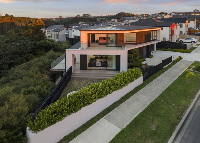  at 326 Flat Bush School Road, Flat Bush, Manukau City, Auckland