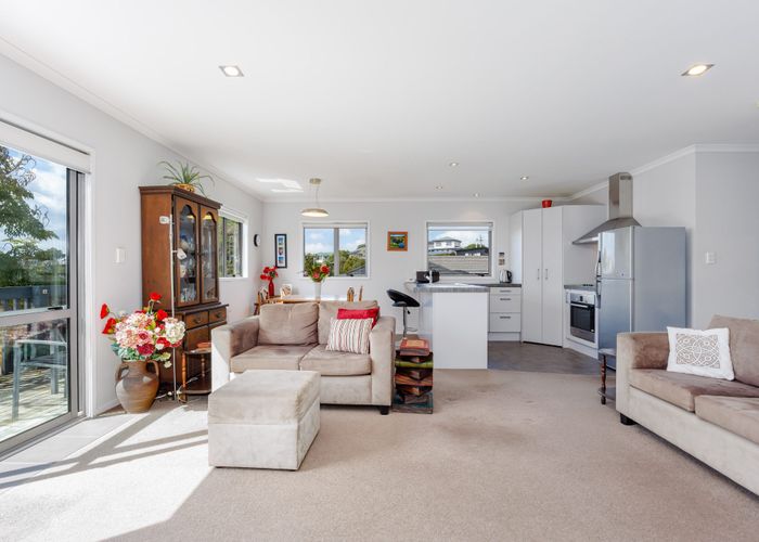  at 11A Rishworth Avenue, Stanmore Bay, Rodney, Auckland