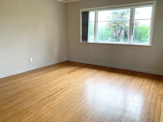  at 383 West Coast road, Glen Eden, Waitakere City, Auckland