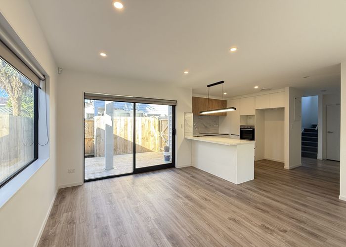  at 30D Durham St, Te Atatu Peninsula, Waitakere City, Auckland