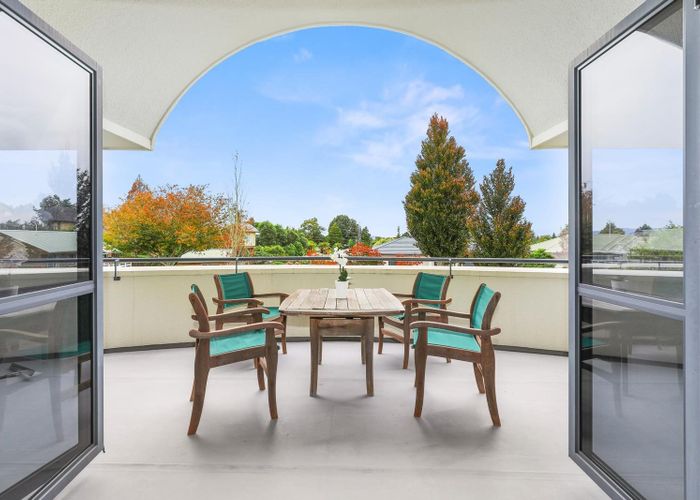  at 19 Foley Drive, Springfield, Rotorua