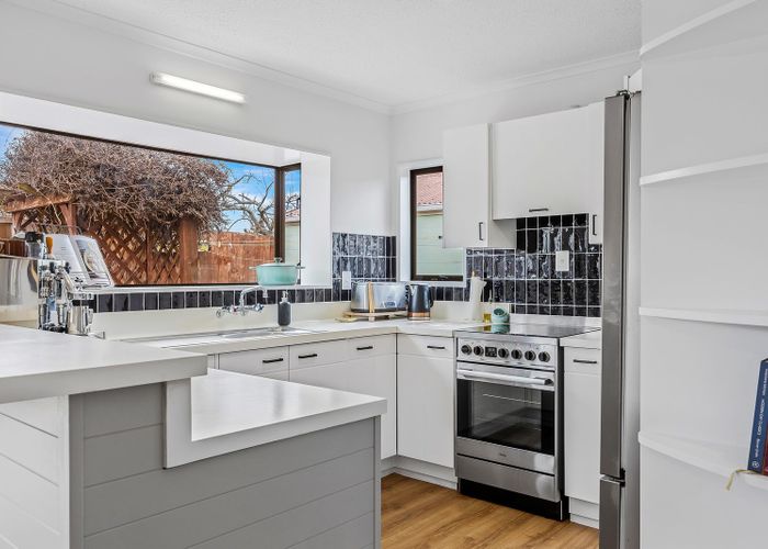  at 2/50 Ambleside Drive, Burnside, Christchurch City, Canterbury