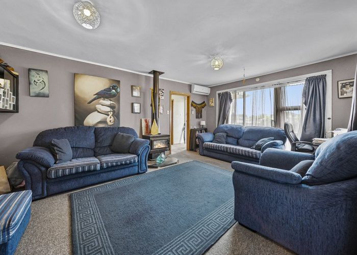  at 3 Winthrop Way, Mangere East, Manukau City, Auckland