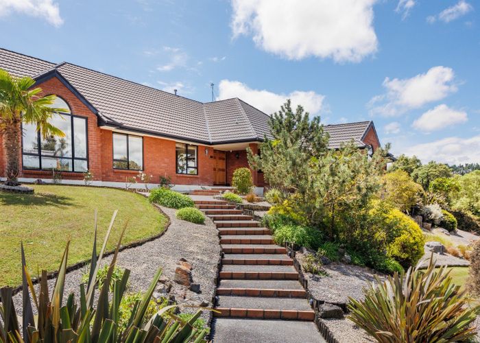  at 54 Cashmere Drive, Fitzherbert, Palmerston North, Manawatu / Whanganui