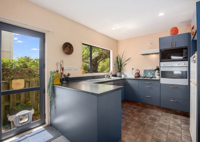  at 8b Pelorous Street, Paparangi, Wellington, Wellington