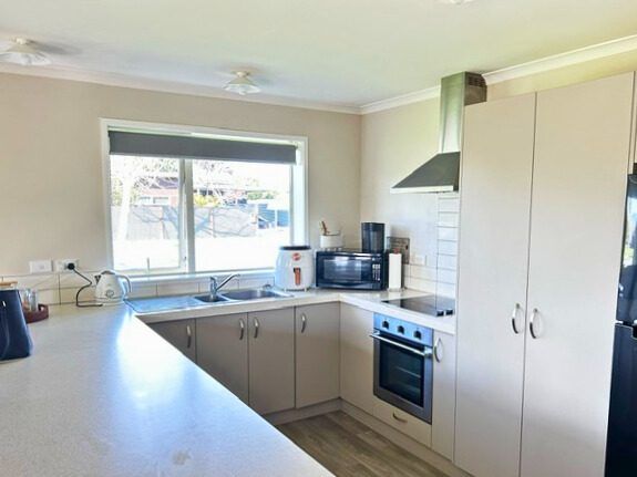  at 2 Picton Street, Papatoetoe, Auckland