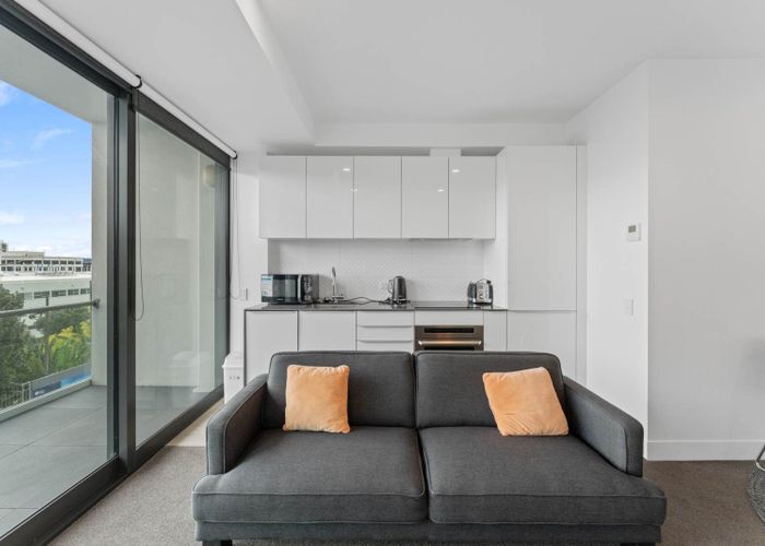  at 4E/371 Khyber Pass Road, Newmarket, Auckland City, Auckland