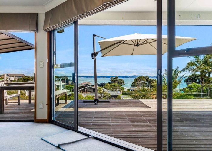  at 18 De Luen Avenue, Tindalls Beach, Rodney, Auckland