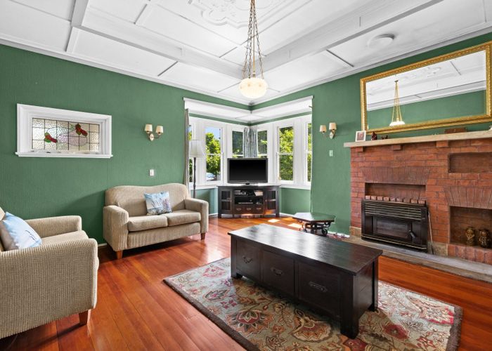  at 609 Nelson Street North, Hastings