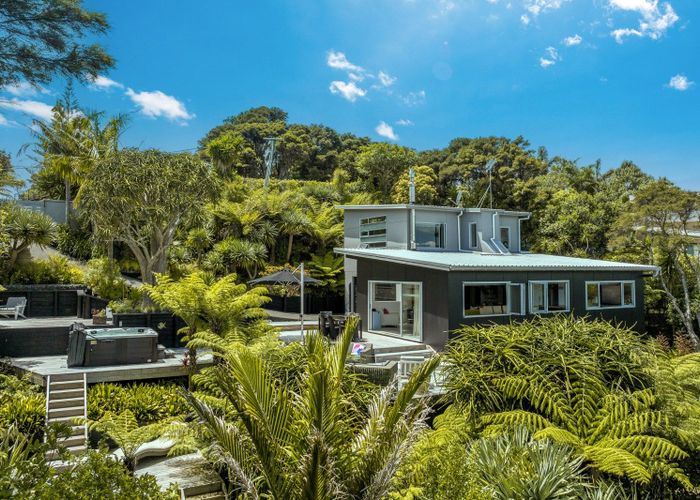  at 3 Giles Road, Palm Beach, Waiheke Island, Auckland