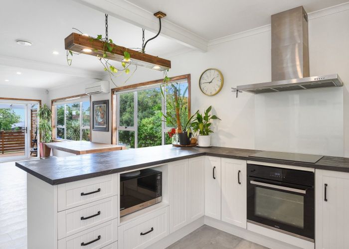  at 42 Island View Road, Western Heights, Rotorua, Bay Of Plenty