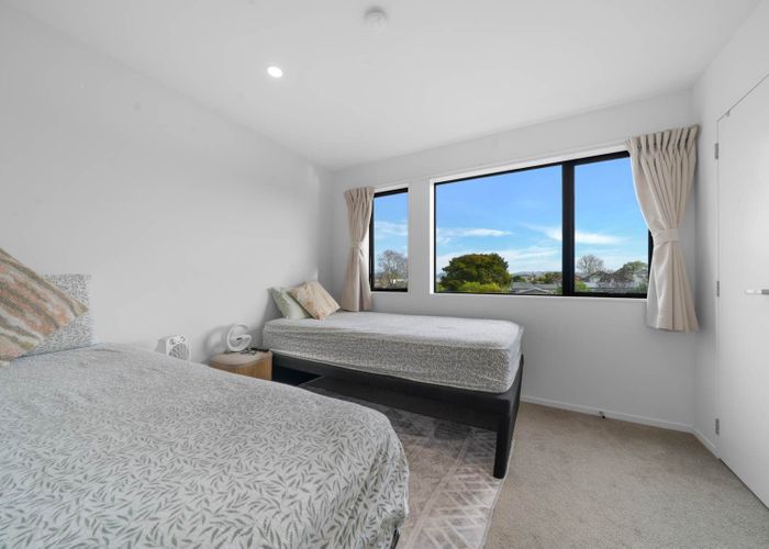  at 16 Fantail Place, Avondale, Auckland City, Auckland
