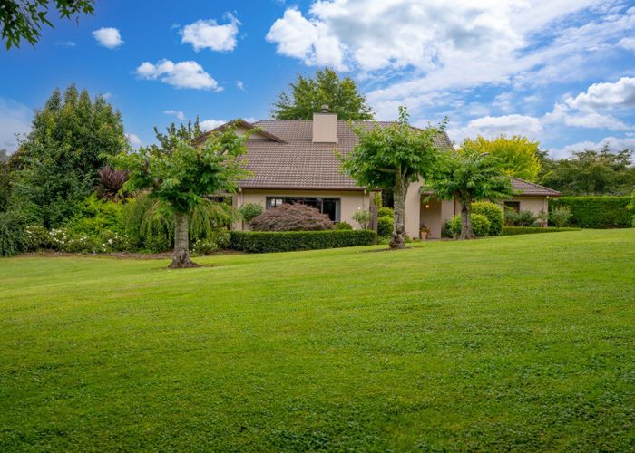  at 266 Lake View Drive, Karapiro