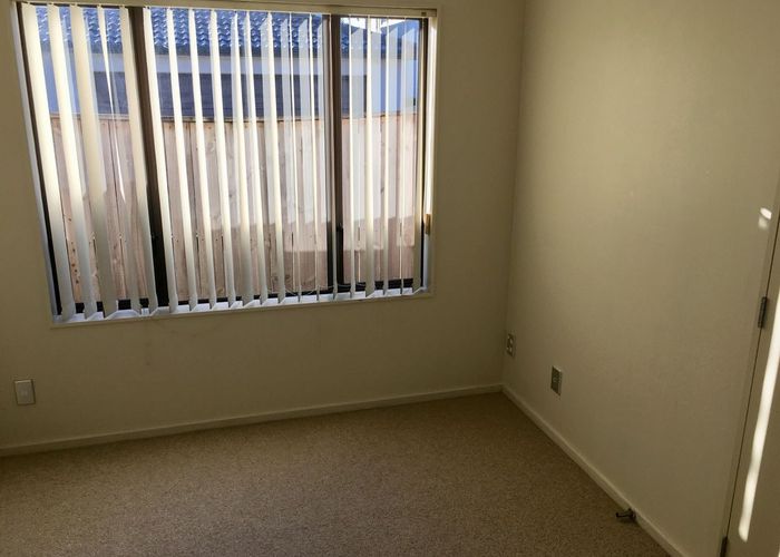  at 5 Villarosa Lane, Flat Bush, Manukau City, Auckland