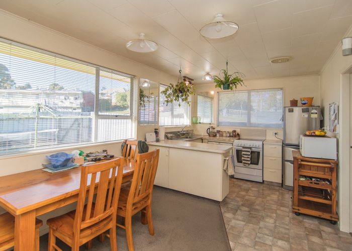  at 6 Clyde Carr Crescent, Waimataitai, Timaru, Canterbury