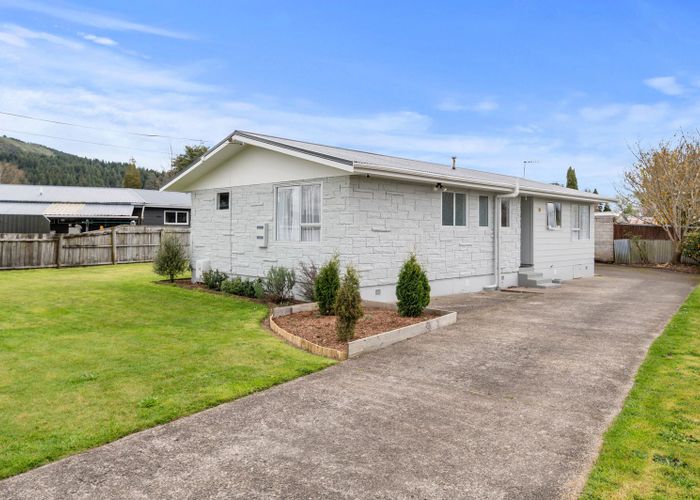 at 48 Kawaha Point Road, Fairy Springs, Rotorua