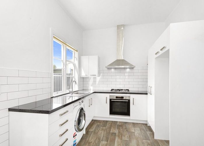  at 8 Hector Street, Petone, Lower Hutt, Wellington