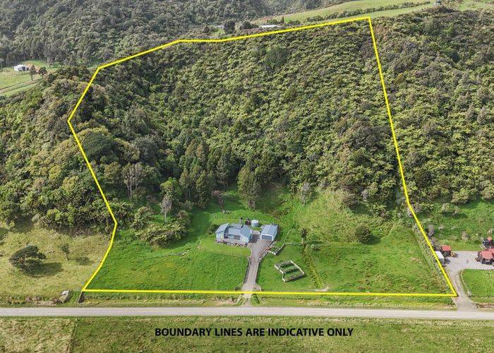  at 139 Te Mahoe Road, Mokau, New Plymouth, Taranaki