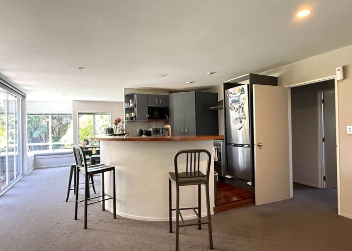  at 6 Schnapper Rock Road, Schnapper Rock, North Shore City, Auckland