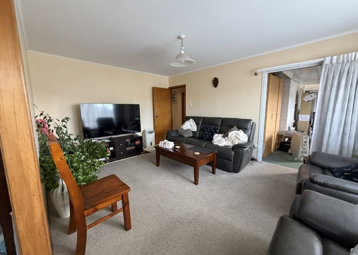  at 63 Shoreham Street, Avondale, Auckland