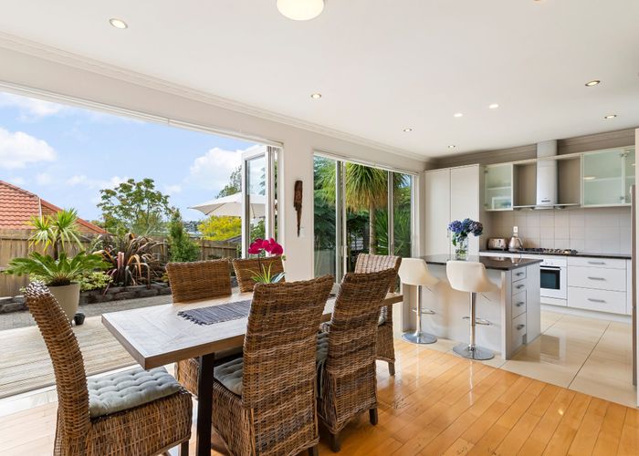  at 5 Houhere Close, Albany, Auckland