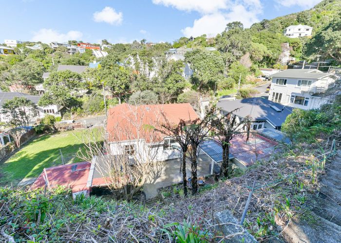  at 8 & 6 Tyne Street, Island Bay, Wellington, Wellington