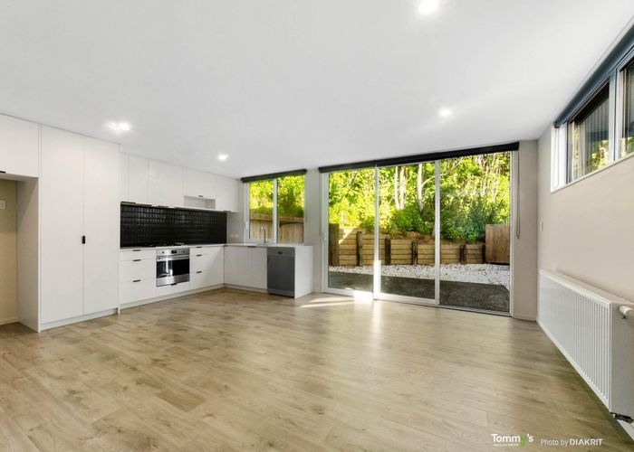  at 6 Bushland Grove, Paparangi, Wellington