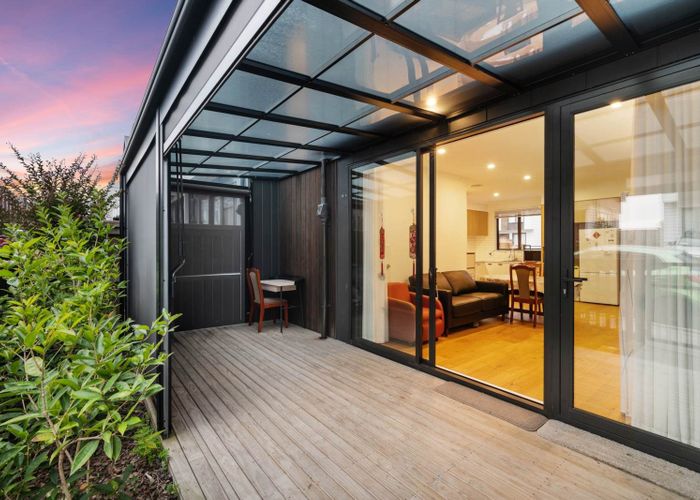  at 66 Waipuhinui Road, Manukau, Manukau City, Auckland