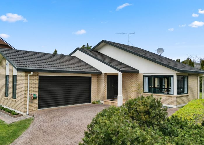  at 3 Sunny Dale, Western Heights, Hamilton, Waikato
