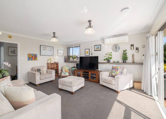 at 52 Gardiners Road, Bishopdale, Christchurch