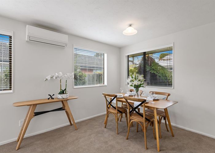  at 2/260 Lincoln Road, Addington, Christchurch