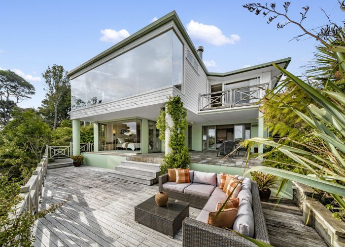  at 30 Fairfax Avenue, Northcote, Auckland
