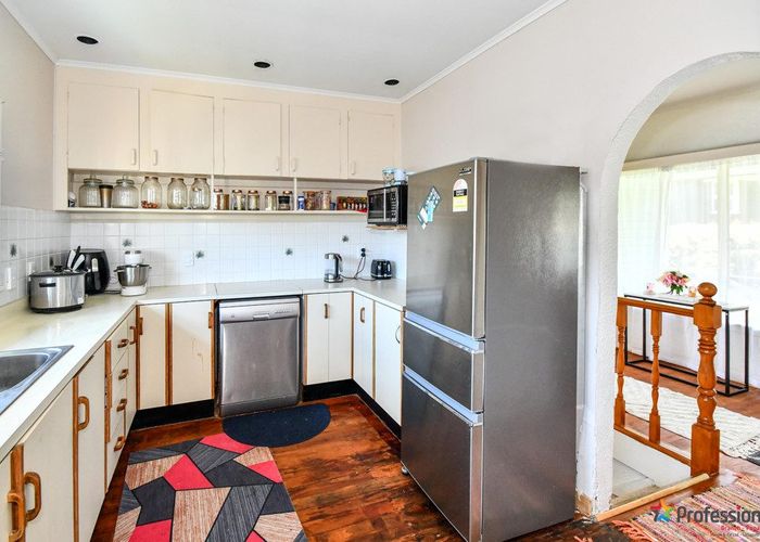  at 56 Grande Vue Road, Hillpark, Auckland