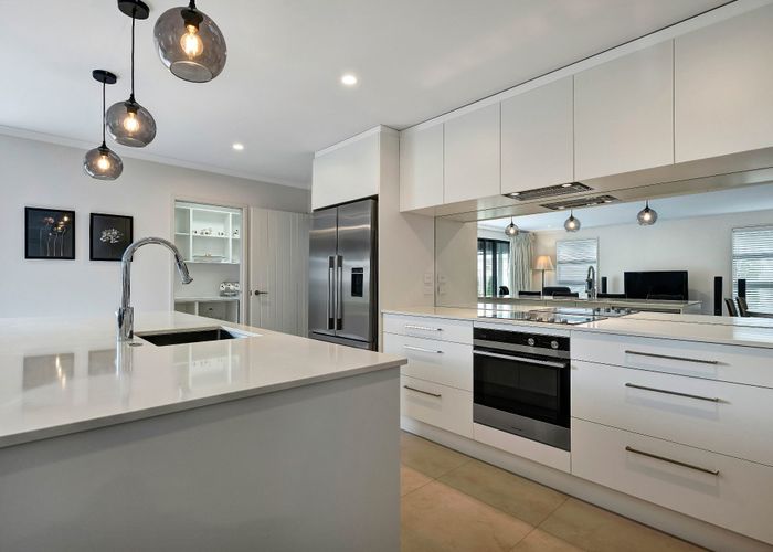  at 425 Mangorei Road, Highlands Park, New Plymouth, Taranaki