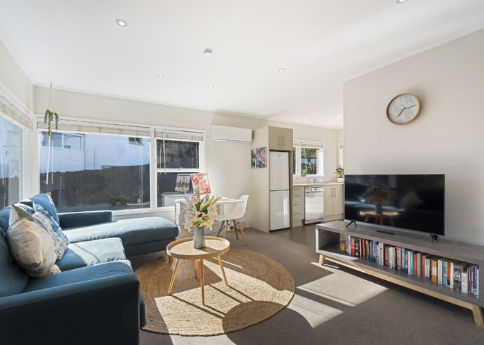  at 28A Sunnynook Road, Sunnynook, Auckland