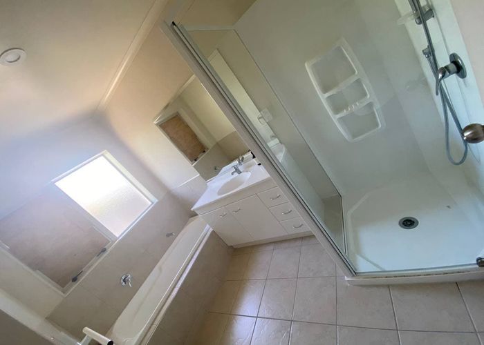  at 44 Wayne Francis Drive, East Tamaki, Manukau City, Auckland