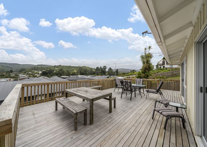  at 39 Aniseed Grove, Timberlea, Upper Hutt, Wellington